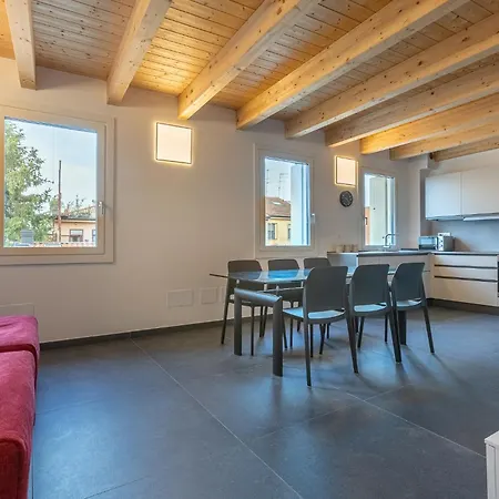 Guesthost - Le Agavi Apartmán Ferrara