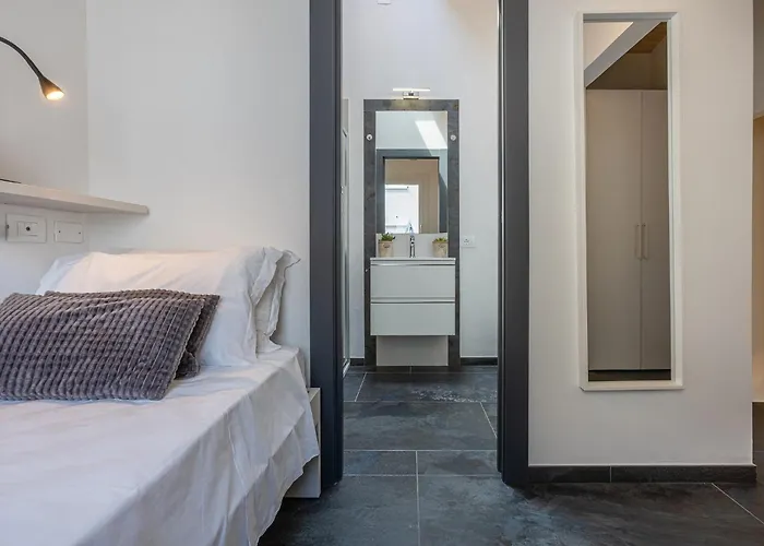 Guesthost - Le Agavi *