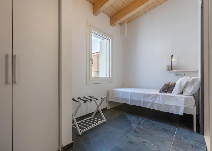 Guesthost - Le Agavi Ferrara