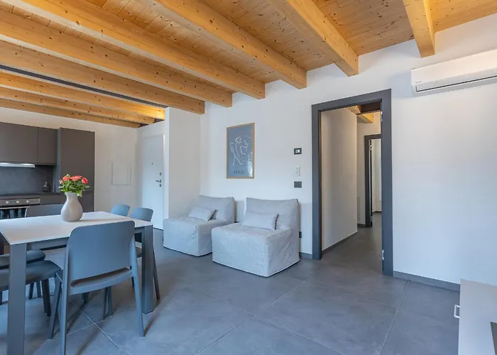 Guesthost - Le Agavi *