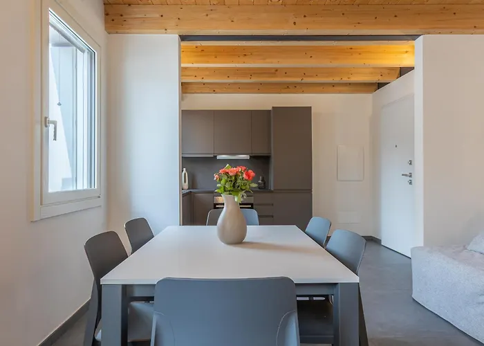 Guesthost - Le Agavi Ferrara